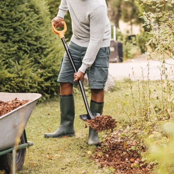 Łopata do piachu betonu szufla węglarka 126,7 cm Comfort Fiskars3 Łopata do piasku, żwiru i betonu Fiskars Solid